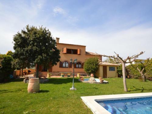 Casa L'armentera, 3 Dormitorios, 7 Personas - Es-89-83