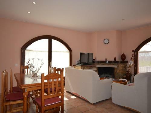 Casa L'armentera, 3 Dormitorios, 7 Personas - Es-89-83