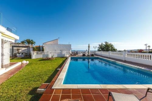 A&n Rivera Casa Blanca