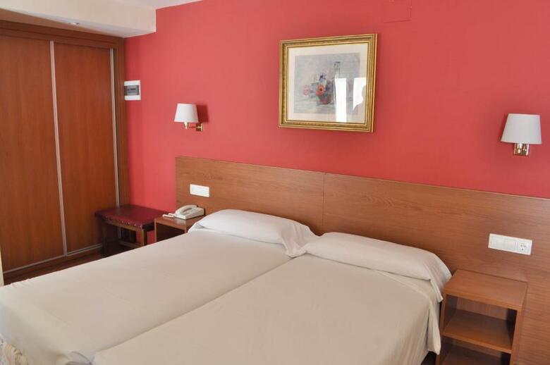 Hotel Candanchu