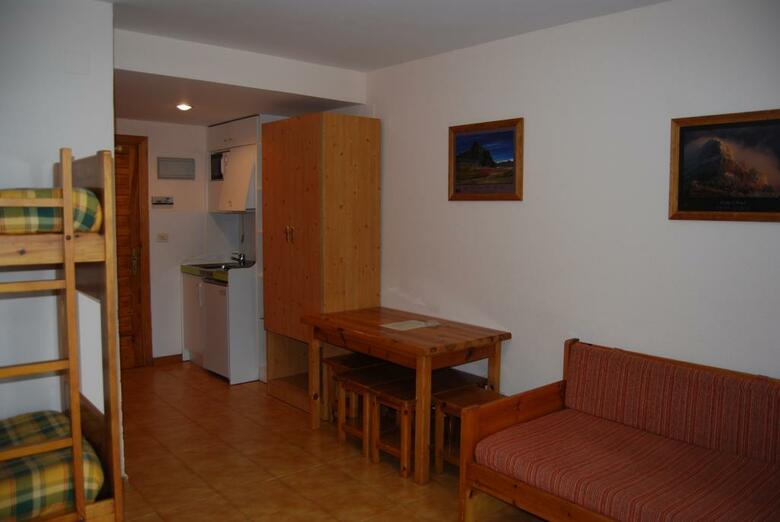 Aparthotel Midi 3000