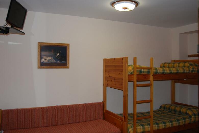 Aparthotel Midi 3000