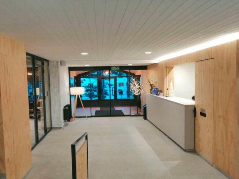 Aparthotel Midi 3000