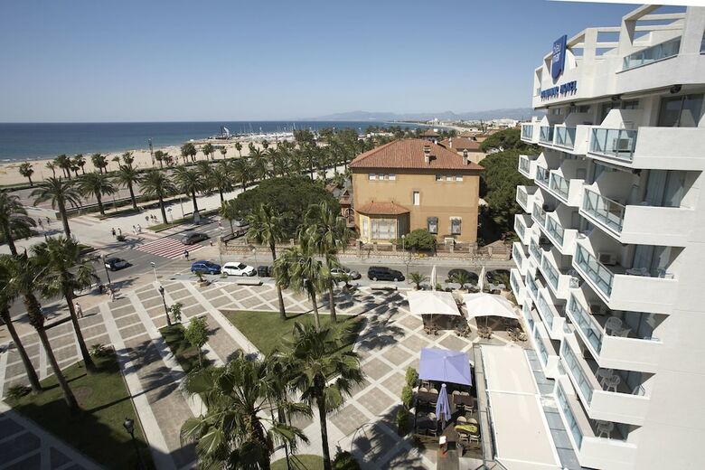 Hotel Blaumar