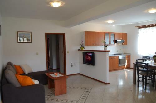 Apartment M&m