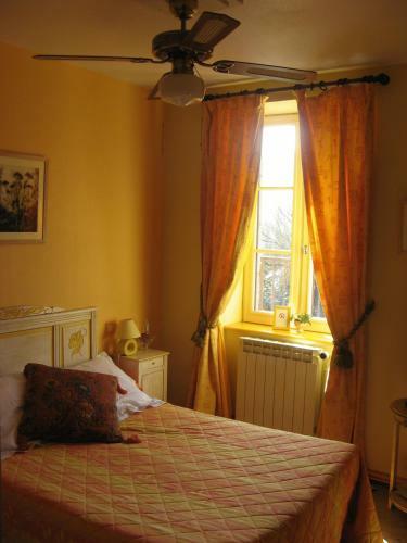 Hotel Logis Auberge De Forg�s
