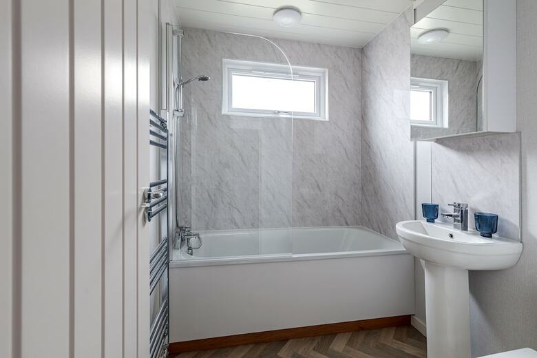 Roydon Marina Village Hotel
