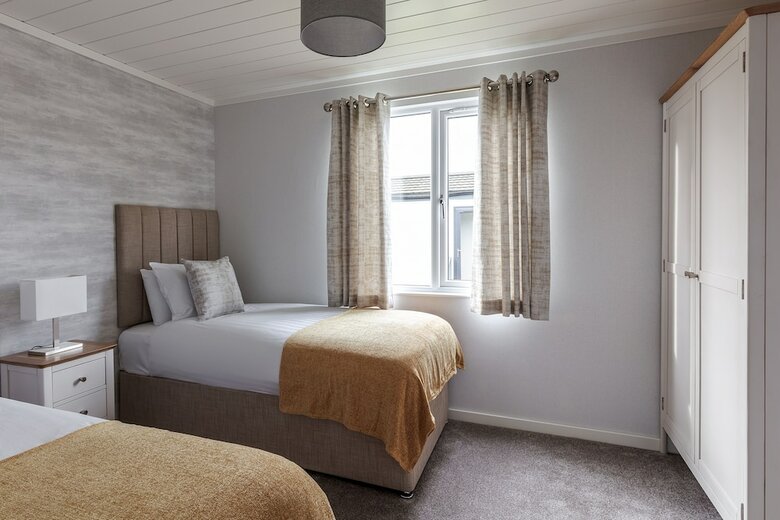 Roydon Marina Village Hotel