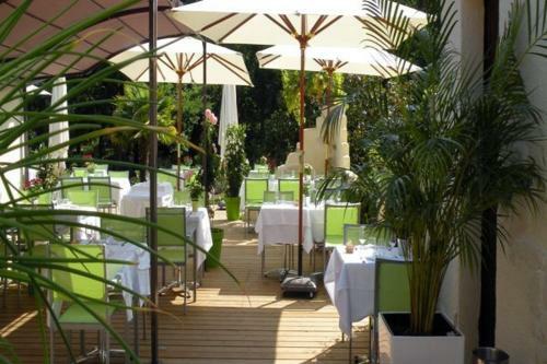 Hotel Logis Le Pont Bernet