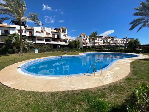 Apartamento �tico Con Sol�rium En Jardines