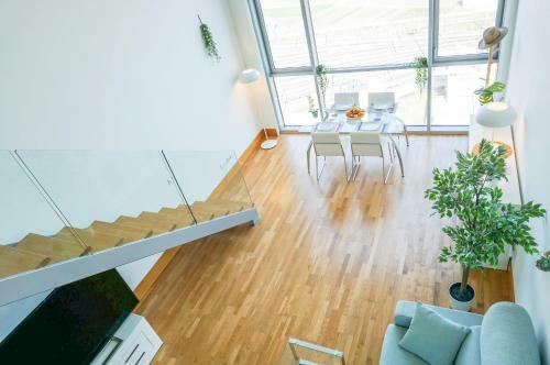 Apartamento Loft Duplex Con Parking Gratis