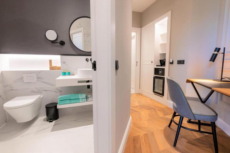 Hotel L&h Gran V�a Valencia