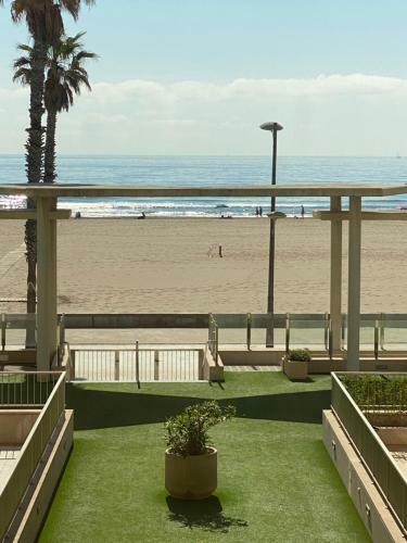 Apartamento Alojamiento En Primera L�nea De Playa Con Wifi
