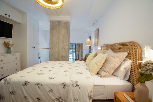 Apartup Opera Loft Love