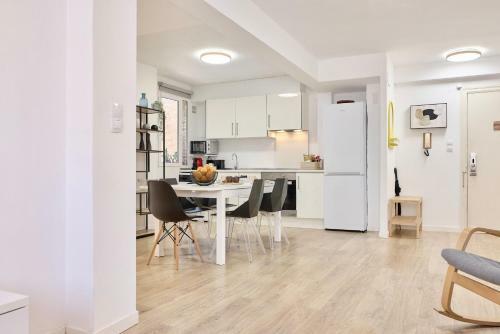 Apartamento Spacious, Sunny Flat By City Of Arts & Sciences