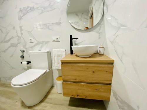 Lodge Mediterraneanindustrial Style Apartment N4