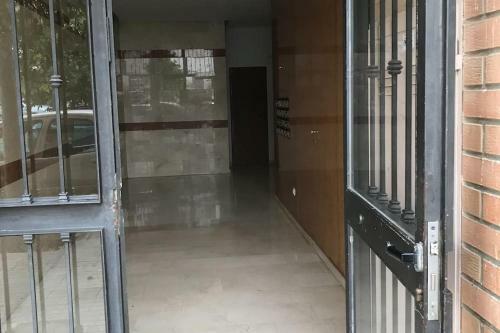 Apartamento C�modo Y Espacioso Con Parking