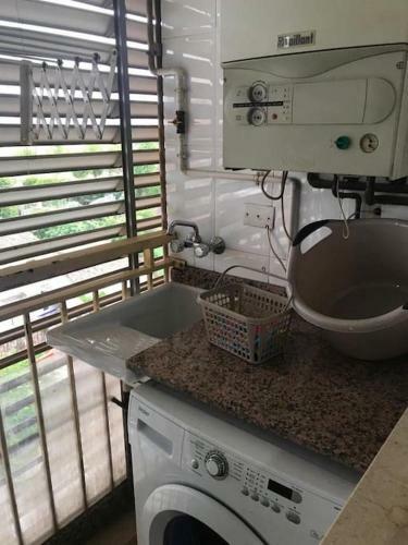 Apartamento C�modo Y Espacioso Con Parking