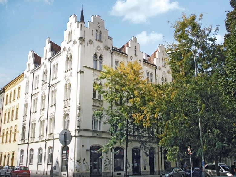 Apartment Krizikova I