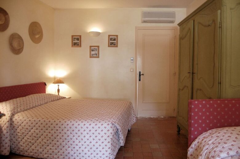 Hotel Auberge Des Glycines