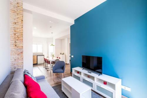 Spacious Apartment With Great Views