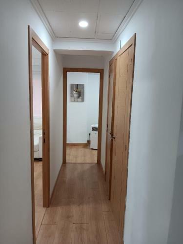 Amplio Y C�ntrico Apartamento Ciutat Vella