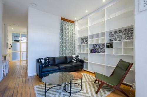 Florit Flats - The Vella Apartment