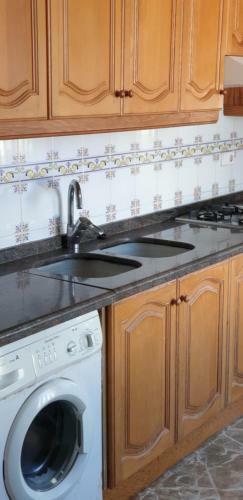 Apartamento Vacansis,com Bajo A Un Paso Del Mar