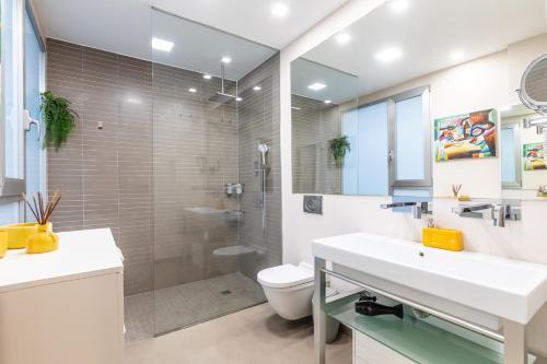 Central Market Lux Apartment