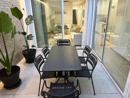 Precioso Apartamento Con Patio. Pyp