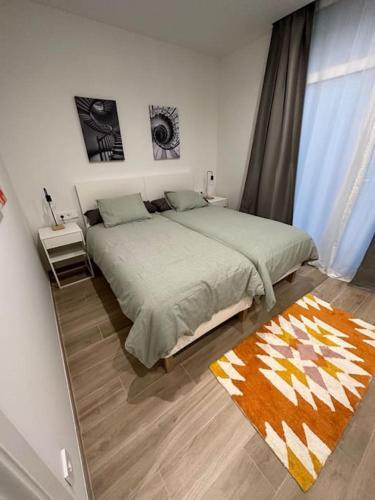 Precioso Apartamento Con Patio. Pyp