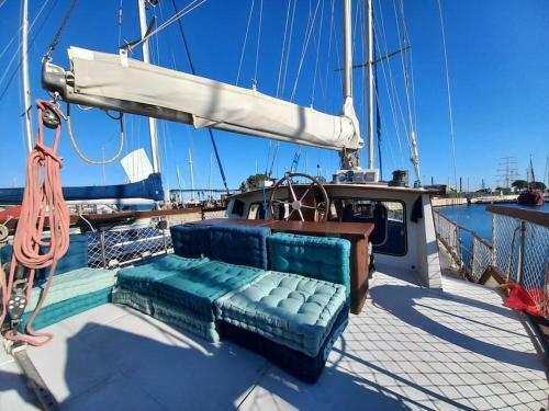 Excelente Velero Cl�sico En Valencia