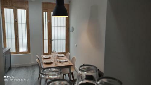 Apartmentsuitespain Playa - Universidades