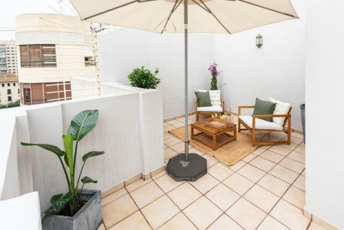 Dormforyou Ayuntamiento Apartment