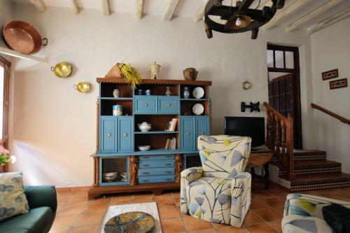 Tuguest Hortichuela House
