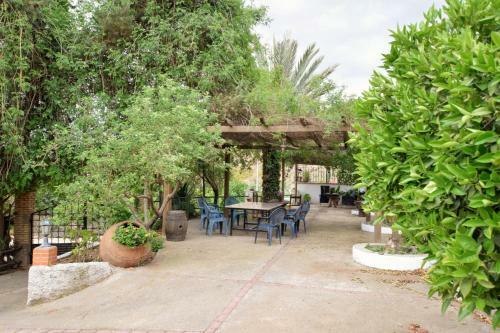 Tuguest Hortichuela House