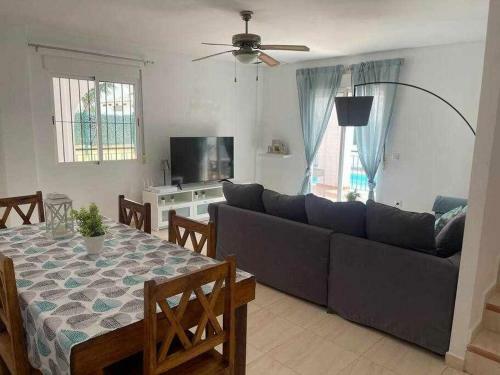 Encantadora Villa De 3 Cuartos Y Piscina Privada
