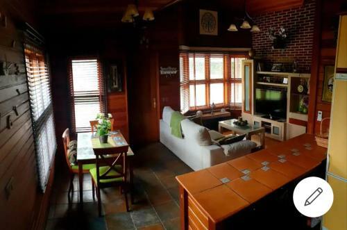 "peque�o Paraiso" Caba�a Con Jacuzzi Y Piscina Privada