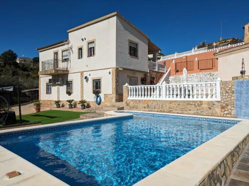 Buen Estar, Piscina, Barbacoa, Jacuzzi En Valencia