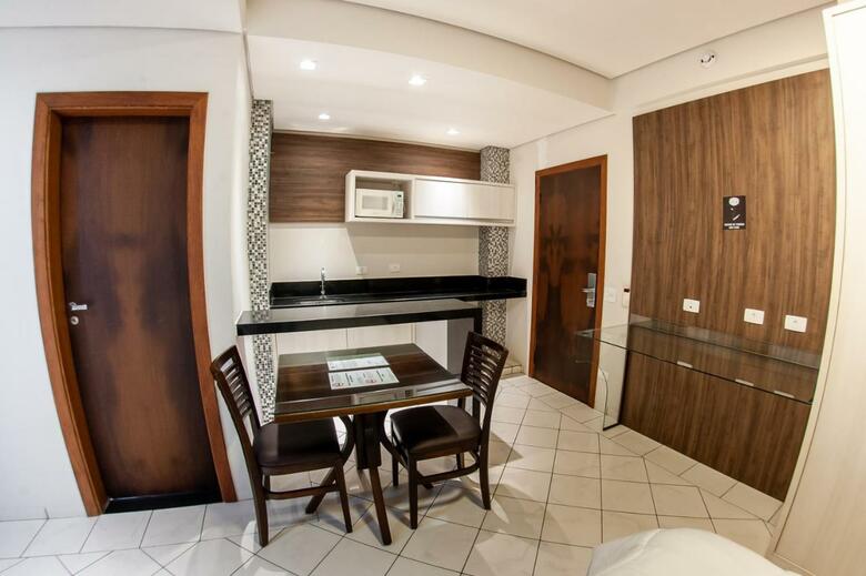 London Hotel