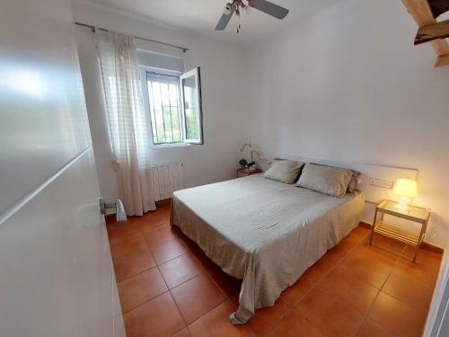 Chalet R�stico Con Piscina Y Barbacoa, Valencia