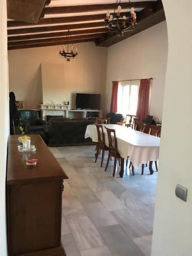 Fantastisk 10+5b�dds Villa I Torrox/nerja -spanien
