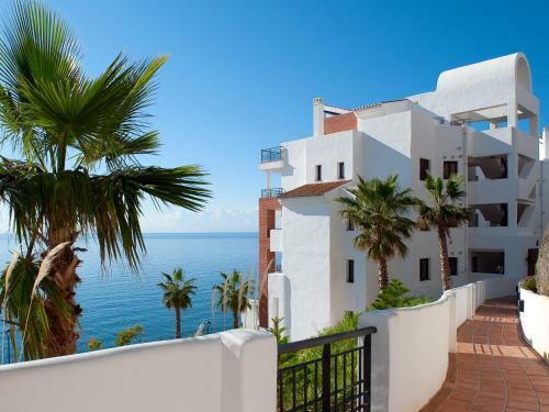 Apartment Sea Front By Interhome