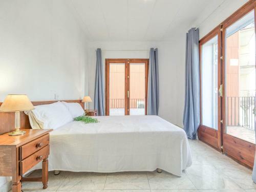 Apartamento L'escala, 3 Dormitorios, 6 Personas - Es-89-131