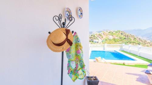 Villa Luc�a De Torrox By Ruralidays