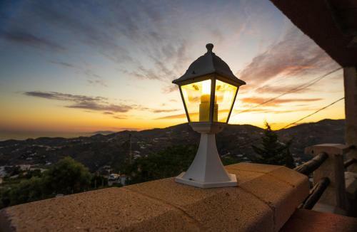La Casa Roja Torrox 6 Hu�spedes Y Piscina Privada