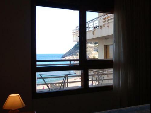 Lets Holidays Beachfront Apartment Tossa De Mar