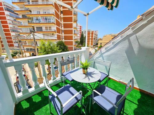 Apartamento Yeti �tico Beach - Alojamientos La Torre