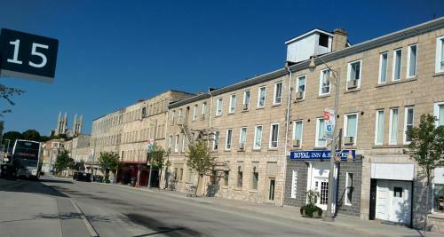 Posada Royal Inn And Suites At Guelph