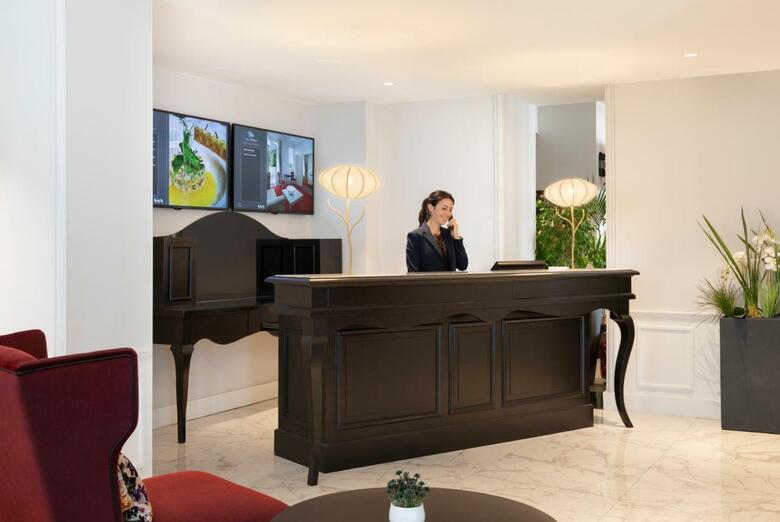 Clarion Hotel Ch�teau Belmont Tours